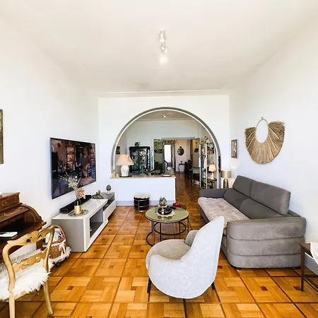 2 Pieces Avec Terrasse Et Vue